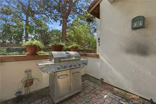 902 Solvay Aisle, Irvine, CA 92606 - Photo 9