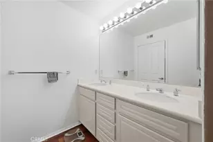 902 Solvay Aisle, Irvine, CA 92606 - Photo 25