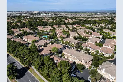 902 Solvay Aisle, Irvine, CA 92606 - Photo 45