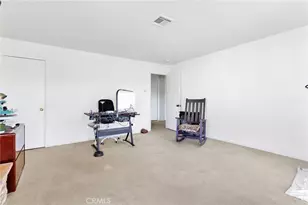 18393 Orange, Hesperia, CA 92345 - Photo 21