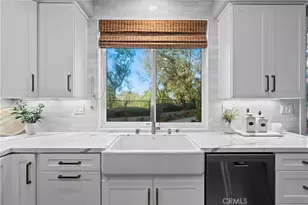 3 Sunny Slope, Rancho Santa Margarita, CA 92688 - Photo 11