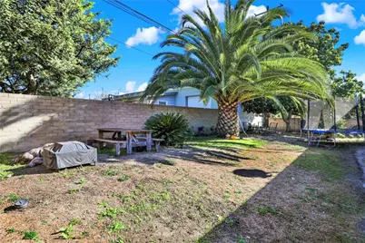 291 W Artesia Street, Pomona, CA 91768 - Photo 23