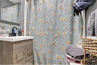 291 W Artesia Street, Pomona, CA 91768 - Photo 19