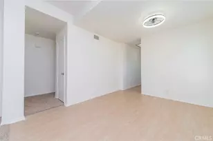 527 Springbrook, Irvine, CA 92614 - Photo 5