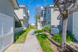 527 Springbrook, Irvine, CA 92614 - Photo 23