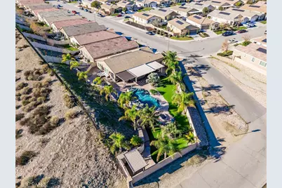 18325 Lapis, San Bernardino, CA 92407 - Photo 5