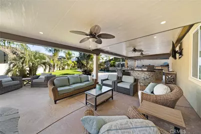 18325 Lapis, San Bernardino, CA 92407 - Photo 35