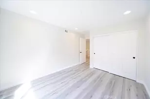 107 Sapphire, Irvine, CA 92602 - Photo 33
