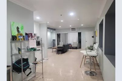 720 W 4th Street #104, Long Beach, CA 90802 - Photo 11