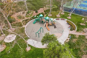 24 Calle Estero, Rancho Santa Margarita, CA 92688 - Photo 33