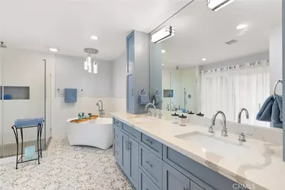 18899 Santa Mariana, Fountain Valley, CA 92708 - Photo 23