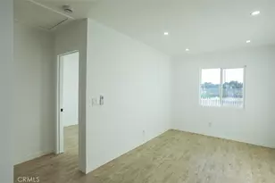 11114 Willowbrook Ave, Los Angeles, CA 90059 - Photo 5