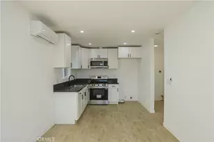 11114 Willowbrook Ave, Los Angeles, CA 90059 - Photo 9