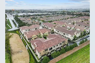 129 Carlow, Irvine, CA 92618 - Photo 3