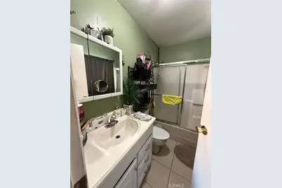 8904 Bandera, Los Angeles, CA 90002 - Photo 11