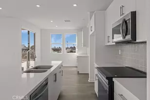 107 S Laxore, Anaheim, CA 92804 - Photo 7