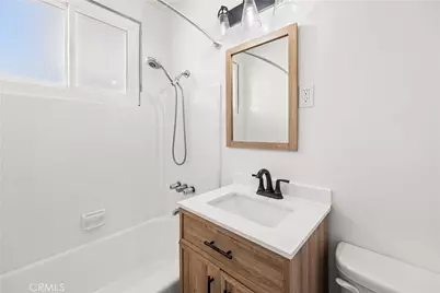 2725 Obama, Los Angeles, CA 90018 - Photo 11