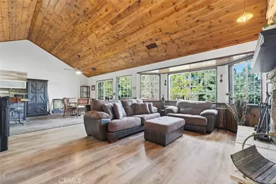 26355 Walnut Hills Dr Aka 276 Augusta Court, Lake Arrowhead, CA 92352 - Photo 11