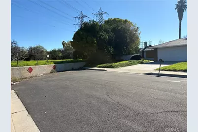 25899 Amapolas Street, Loma Linda, CA 92354 - Photo 15