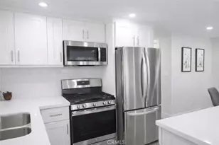 19361 Brookhurst Street, Huntington Beach, CA 92646 - Photo 7