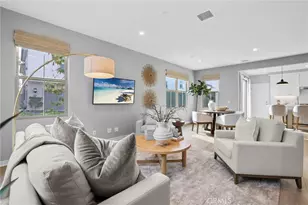 152 Newburry, Irvine, CA 92618 - Photo 3