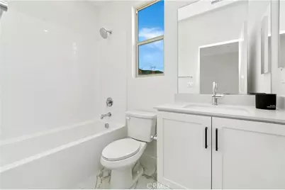 15800 Conservatory Drive, Fontana, CA 92336 - Photo 31