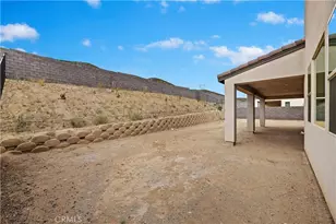 15800 Conservatory Dr, Fontana, CA 92336 - Photo 51