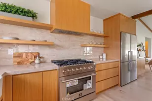 23755 Clarendon, Woodland Hills, CA 91367 - Photo 13