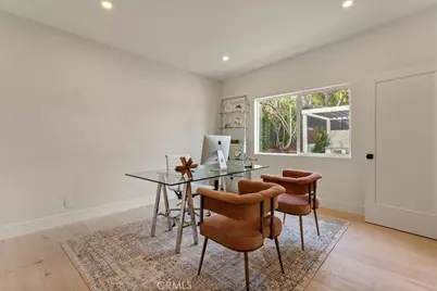 23755 Clarendon, Woodland Hills, CA 91367 - Photo 17