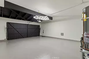 23755 Clarendon, Woodland Hills, CA 91367 - Photo 21