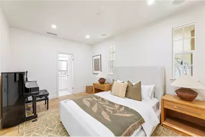 21 Sylvan, Irvine, CA 92603 - Photo 11