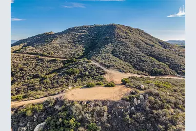 1 Via Baya, Murrieta, CA 92562 - Photo 7