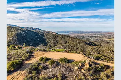 1 Via Baya, Murrieta, CA 92562 - Photo 9