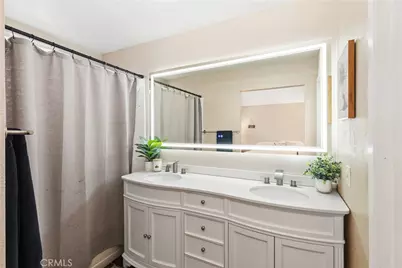 557 S Summerfield, Orange, CA 92866 - Photo 25