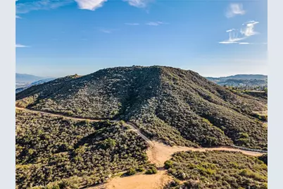 31 Via Majorca, Murrieta, CA 92562 - Photo 5