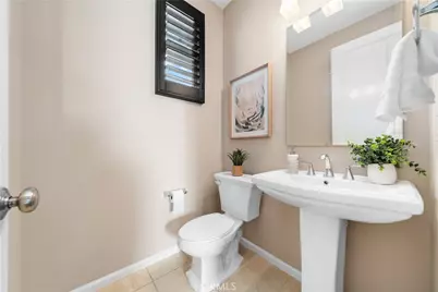 81 Strawberry Grv, Irvine, CA 92620 - Photo 17