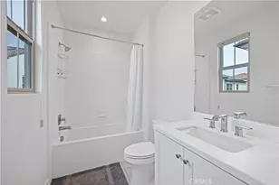 112 Sunnyside, Irvine, CA 92618 - Photo 21