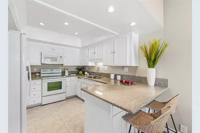19741 Oceanaire, Huntington Beach, CA 92648 - Photo 11