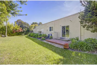 949 Calle Aragon Unit B, Laguna Woods, CA 92637 - Photo 9