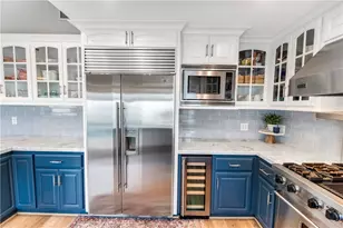 5522 Mossvale Cir, Huntington Beach, CA 92649 - Photo 11