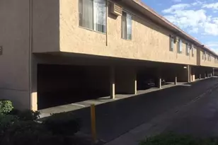 801 S Lyon St, Santa Ana, CA 92705 - Photo 11