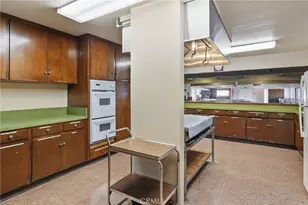 1201 W Valencia Dr, Fullerton, CA 92833 - Photo 39