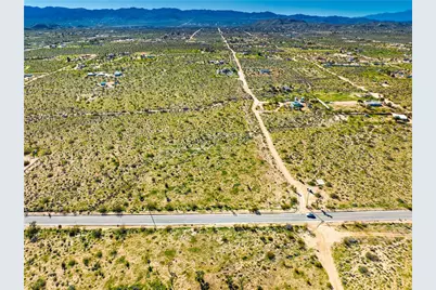 58919 Aberdeen, Yucca Valley, CA 92284 - Photo 3