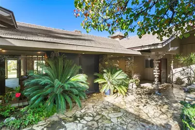 1501 La Loma, Santa Ana, CA 92705 - Photo 5