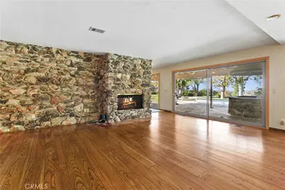 1501 La Loma, Santa Ana, CA 92705 - Photo 9