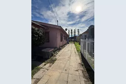 142 W 58th, Los Angeles, CA 90037 - Photo 3