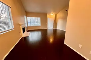 43632 Serenity Ct, Lancaster, CA 93535 - Photo 11