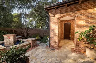 46 Woods Trail, Irvine, CA 92603 - Photo 3