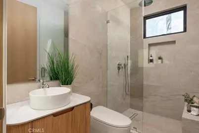 2619 S Rimpau Blvd, Los Angeles, CA 90016 - Photo 17
