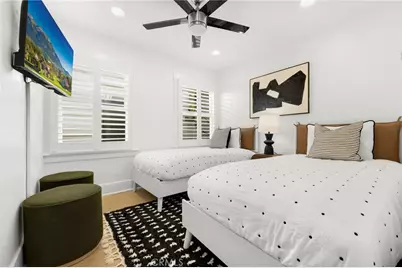 307 Fernando, Newport Beach, CA 92661 - Photo 31